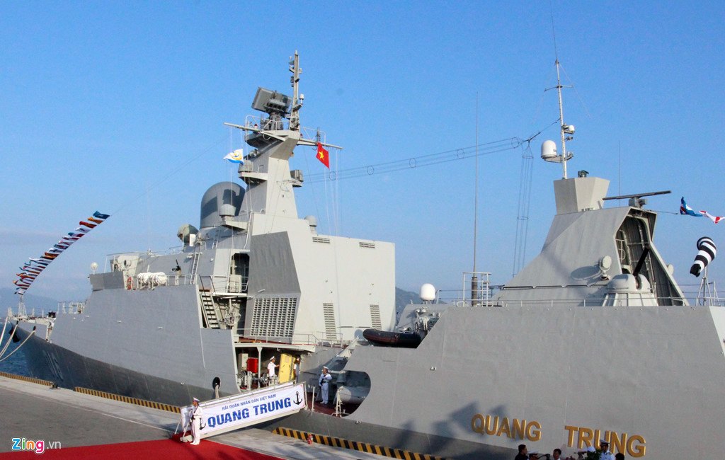 Thượng cờ 2 tàu hộ vệ tên lửa Gepard 3.9 Quang Trung, Trần Hưng Đạo